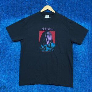 Dia de los Deftones 2025 Music Festival Praying Mother Tee L